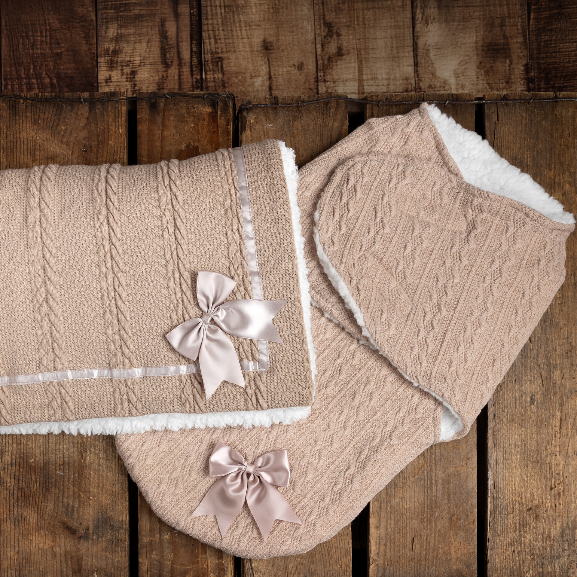 Coffee Cable Swaddle Wrap w/Bow: SW188-COF